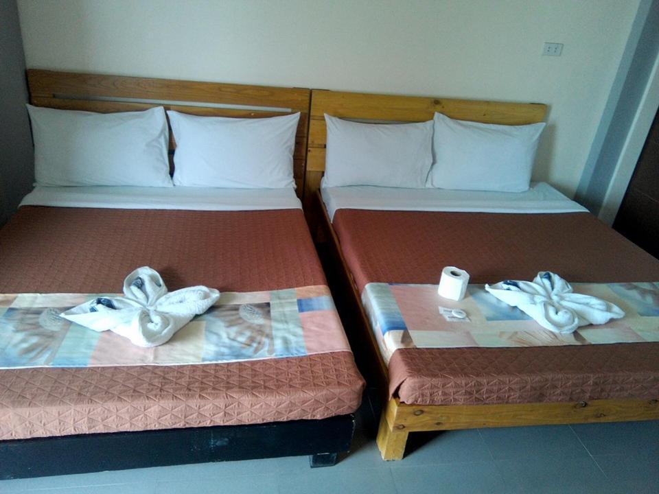 Miami Heat Beach Resort Morong  Exterior foto